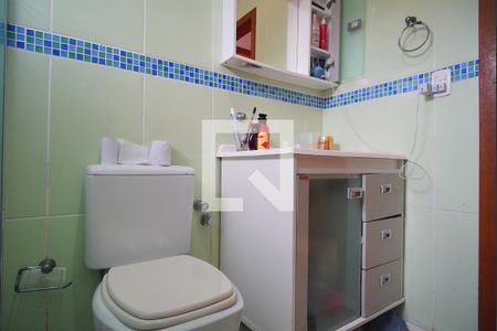 Casa à venda com 280m², 3 quartos e 3 vagasBanheiro Corredor