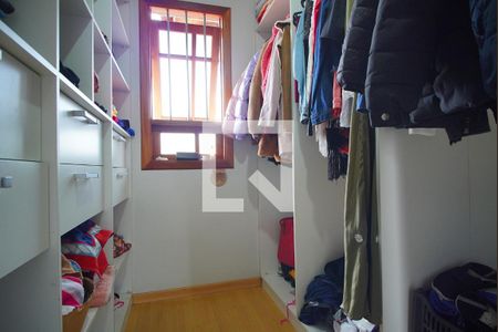 Suíte - Closet de casa à venda com 3 quartos, 280m² em Morro Santana, Porto Alegre
