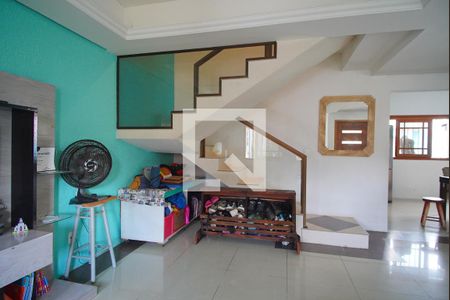 Sala de casa à venda com 3 quartos, 280m² em Morro Santana, Porto Alegre