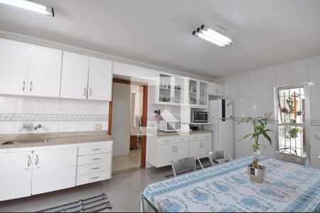 Casa à venda com 495m², 3 quartos e 3 vagasCozinha