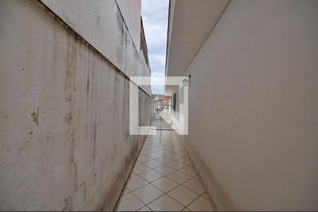 Casa à venda com 495m², 3 quartos e 3 vagasCorredor