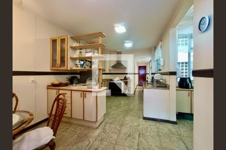 Apartamento à venda com 400m², 3 quartos e 1 vagaCopa / Cozinha 