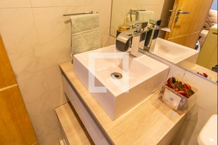 Casa à venda com 320m², 5 quartos e 2 vagas Casa à venda com 320m², 5 quartos e 2 vagasLavabo da Cobertura