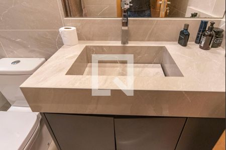 Casa à venda com 320m², 5 quartos e 2 vagas Casa à venda com 320m², 5 quartos e 2 vagasBanheiro do Quarto 2