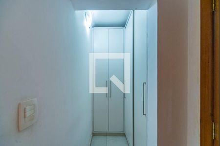 Casa à venda com 320m², 5 quartos e 2 vagas Casa à venda com 320m², 5 quartos e 2 vagasDespensa