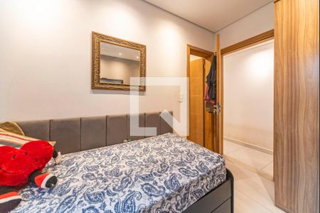 Casa à venda com 320m², 5 quartos e 2 vagas Casa à venda com 320m², 5 quartos e 2 vagasQuarto 2