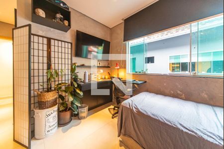 Casa à venda com 320m², 5 quartos e 2 vagas Casa à venda com 320m², 5 quartos e 2 vagasQuarto 3