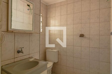 Casa à venda com 180m², 2 quartos e 2 vagas Casa à venda com 180m², 2 quartos e 2 vagasBanheiro edícula