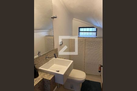 Casa à venda com 180m², 4 quartos e 1 vagaLavabo