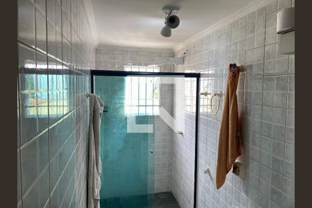 Casa à venda com 180m², 4 quartos e 1 vagaBanheiro