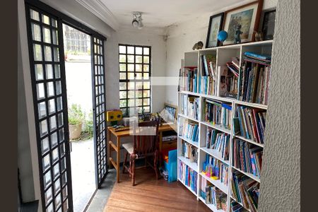 Casa à venda com 180m², 4 quartos e 1 vagaEscritório