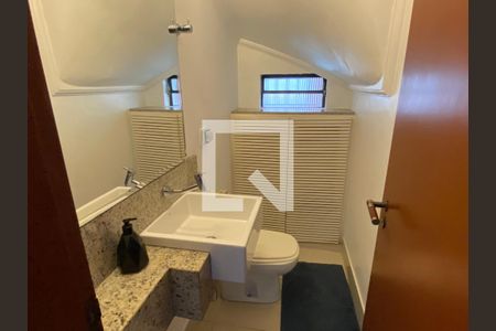 Casa à venda com 180m², 4 quartos e 1 vagaLavabo