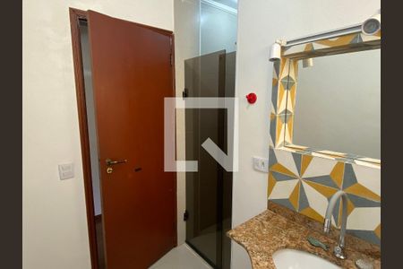 Casa à venda com 180m², 4 quartos e 1 vagaBanheiro suíte 1