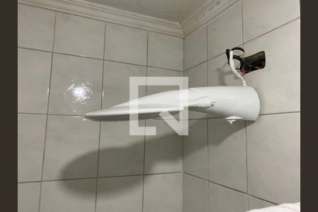 Casa à venda com 180m², 4 quartos e 1 vagaBanheiro suíte 4