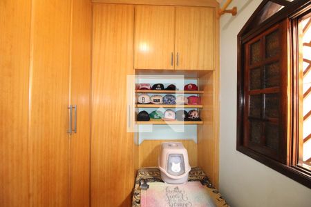 Casa à venda com 206m², 3 quartos e 3 vagasQuarto 2