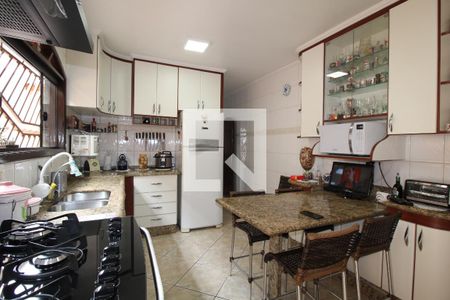 Casa à venda com 206m², 3 quartos e 3 vagasCozinha