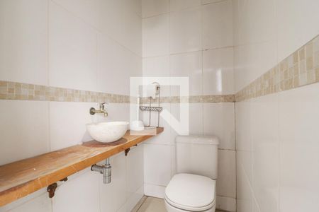 Casa à venda com 225m², 3 quartos e 1 vagaTerraço - Banheiro