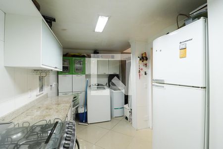 Casa à venda com 225m², 3 quartos e 1 vagaCozinha e Área de Serviço