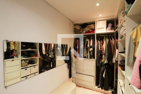 Casa à venda com 225m², 3 quartos e 1 vagaCloset da Suíte 2