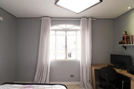 Casa à venda com 225m², 3 quartos e 1 vagaSuíte 1