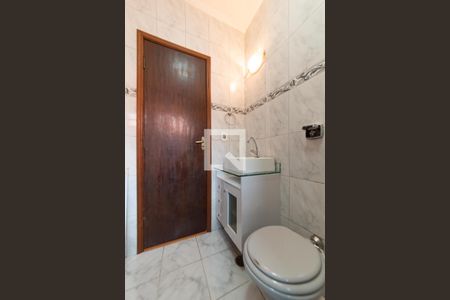 Casa à venda com 105m², 3 quartos e 2 vagas Casa à venda com 105m², 3 quartos e 2 vagasBanheiro da Suíte