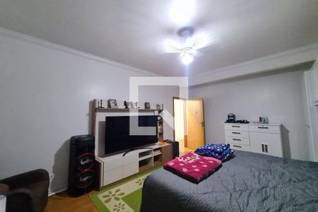 Casa à venda com 307m², 5 quartos e 4 vagas Casa à venda com 307m², 5 quartos e 4 vagasQuarto 3