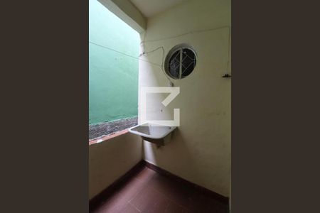 Casa para alugar com 50m², 1 quarto e sem vagaÁrea de Serviço