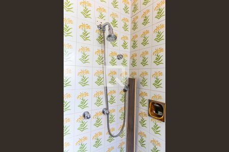 Casa à venda com 232m², 4 quartos e 5 vagasBanheiro da Suíte