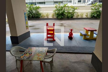 Apartamento à venda com 200m², 2 quartos e 1 vaga Apartamento à venda com 200m², 2 quartos e 1 vagaÁrea Comum