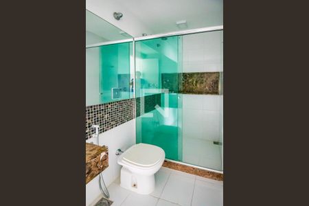 Apartamento à venda com 200m², 2 quartos e 1 vaga Apartamento à venda com 200m², 2 quartos e 1 vagaBanheiro Social