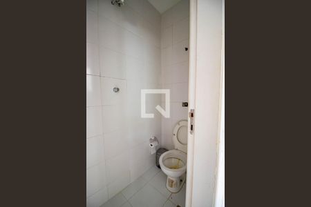 Apartamento à venda com 200m², 2 quartos e 1 vaga Apartamento à venda com 200m², 2 quartos e 1 vagaBanheiro de serviço