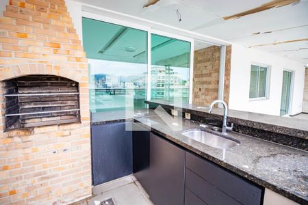 Apartamento à venda com 200m², 2 quartos e 1 vaga Apartamento à venda com 200m², 2 quartos e 1 vagaVaranda gourmet