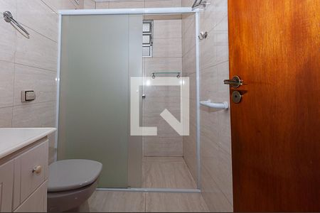 Casa para alugar com 168m², 4 quartos e 2 vagas Casa para alugar com 168m², 4 quartos e 2 vagasBanheiro Social