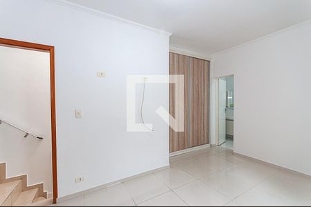 Casa para alugar com 168m², 4 quartos e 2 vagas Casa para alugar com 168m², 4 quartos e 2 vagasQuarto 3 Suíte