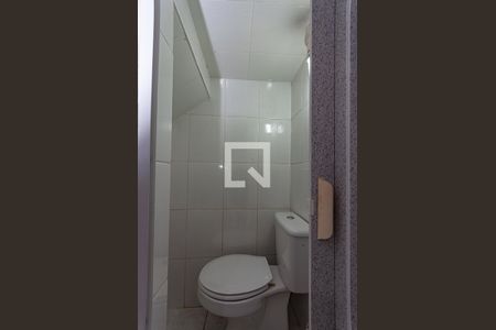 Casa para alugar com 168m², 4 quartos e 2 vagas Casa para alugar com 168m², 4 quartos e 2 vagasBanheiro de Serviço