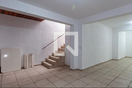 Casa para alugar com 168m², 4 quartos e 2 vagas Casa para alugar com 168m², 4 quartos e 2 vagasGaragem