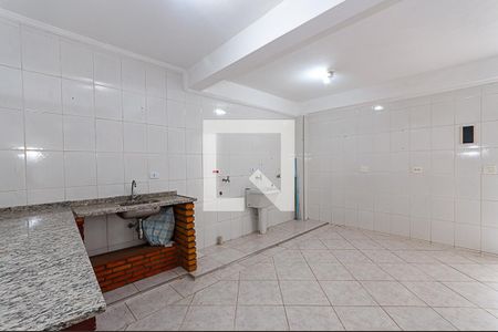 Casa para alugar com 168m², 4 quartos e 2 vagas Casa para alugar com 168m², 4 quartos e 2 vagasLavanderia