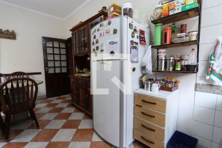 Casa à venda com 233m², 4 quartos e 3 vagascozinha