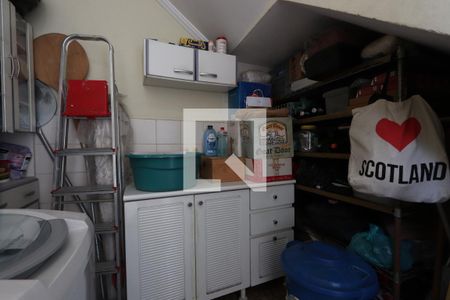 Casa à venda com 233m², 4 quartos e 3 vagasárea de serviço