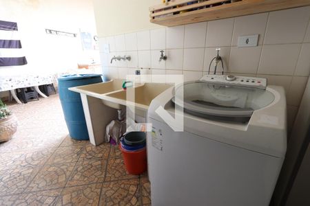 Casa à venda com 233m², 4 quartos e 3 vagasárea de serviço