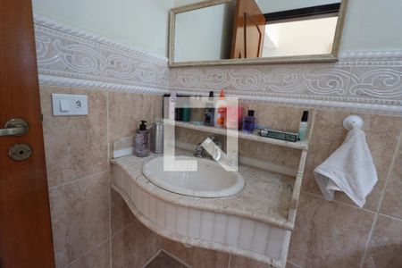 Casa à venda com 233m², 4 quartos e 3 vagasLavabo