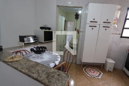 Casa à venda com 233m², 4 quartos e 3 vagascozinha casa 2