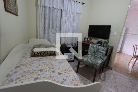 Casa à venda com 233m², 4 quartos e 3 vagasquarto casa 2