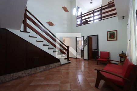 Sala de casa à venda com 4 quartos, 233m² em Vila Virginia, São Paulo