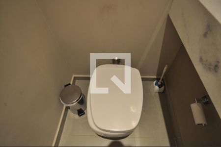 Lavabo de casa de condomínio à venda com 3 quartos, 190m² em Vila Mazzei, São Paulo