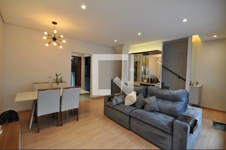 Sala/Sala de Jantar de casa de condomínio à venda com 3 quartos, 190m² em Vila Mazzei, São Paulo