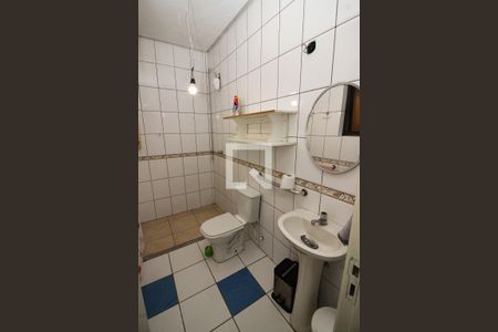 Casa à venda com 178m², 5 quartos e 3 vagasBanheiro de serviço