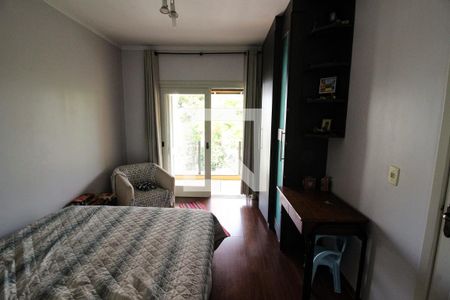 Casa à venda com 178m², 5 quartos e 3 vagasSuíte 2