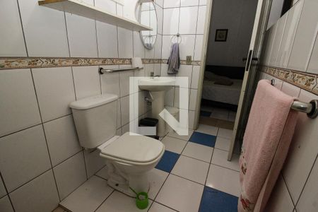 Casa à venda com 178m², 5 quartos e 3 vagasBanheiro de serviço