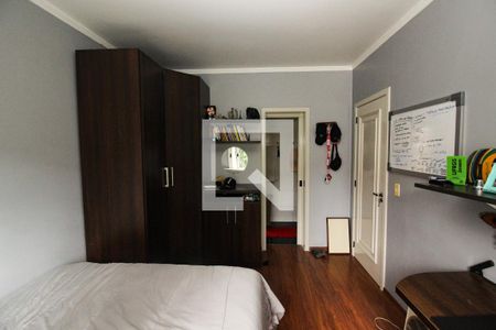 Casa à venda com 178m², 5 quartos e 3 vagasSuíte 3